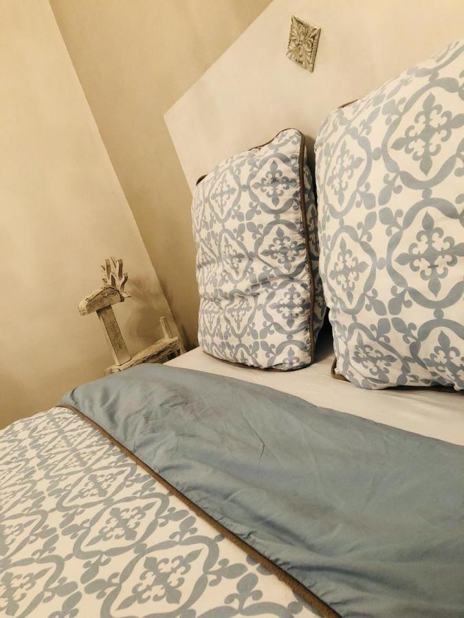 Chambre D'Hote Equestre Au Petit Bonheur Chateldon Bagian luar foto