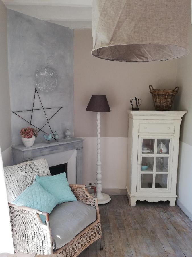 Chambre D'Hote Equestre Au Petit Bonheur Chateldon Bagian luar foto